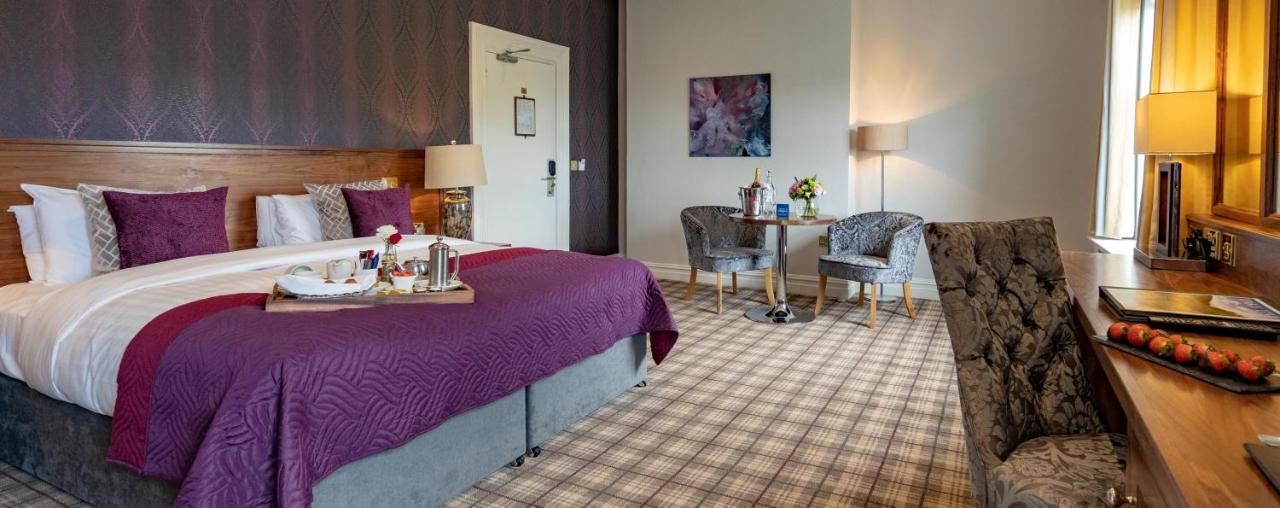 The Lakeside & Leisure Centre 4* Killaloe