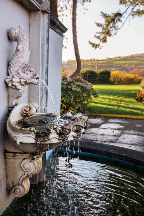The Lakeside & Leisure Centre Hotel Killaloe